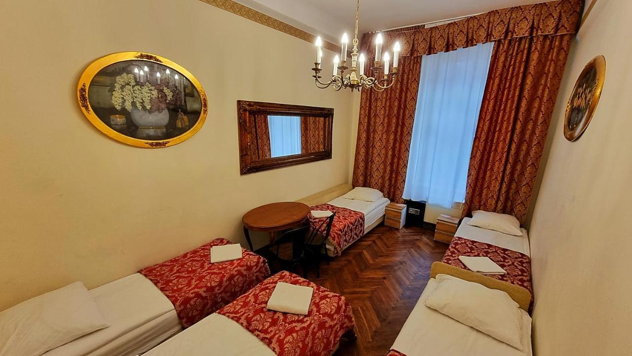 Vavelsky Apartments - Old Town Kraków Exteriör bild